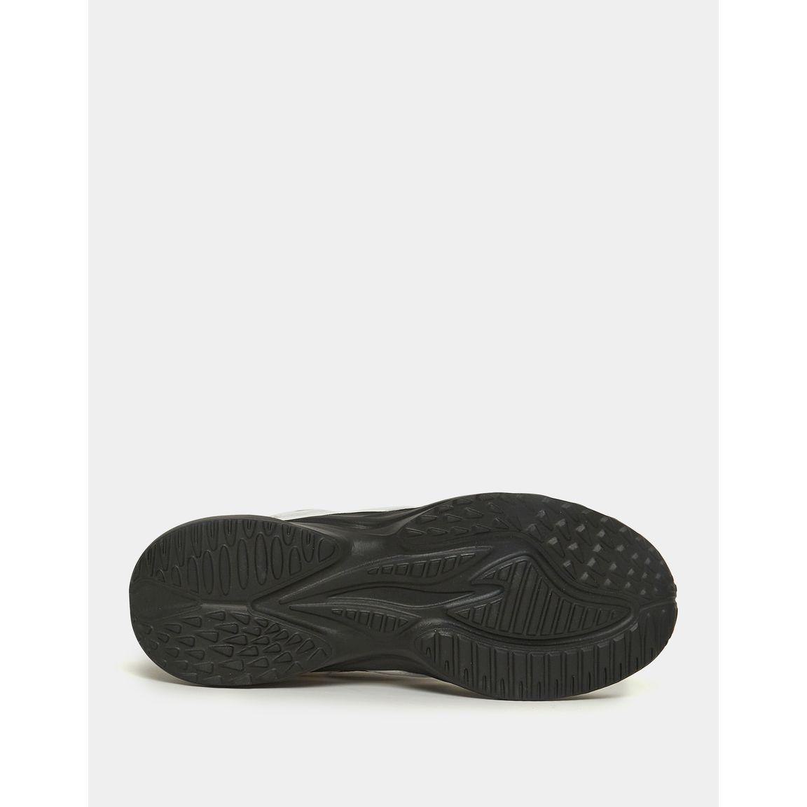 حذاء سنيكرز بنمط كتل الالوان-women-shoes-sneakers-image-6