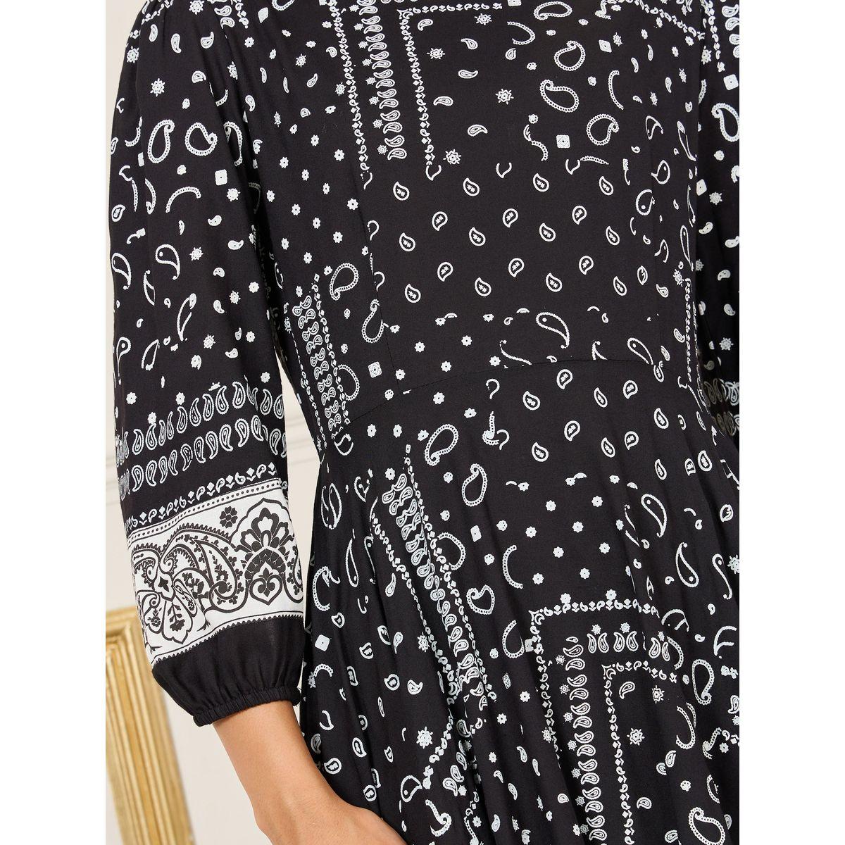 فستان ميدي بطباعة منديل Styli Limited بحافة غير متماثلة-women-clothing-dresses-image-3