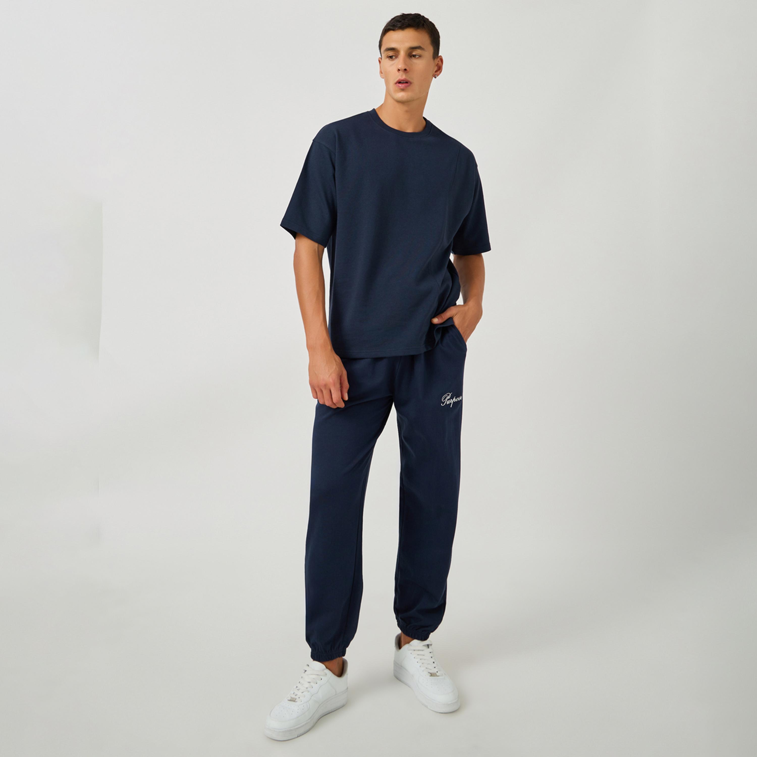 ستايلي - تي شيرت تيري كبير الحجم بتفاصيل حركة جانبية-men-clothing-tshirtsandpolos-tshirts-image-2