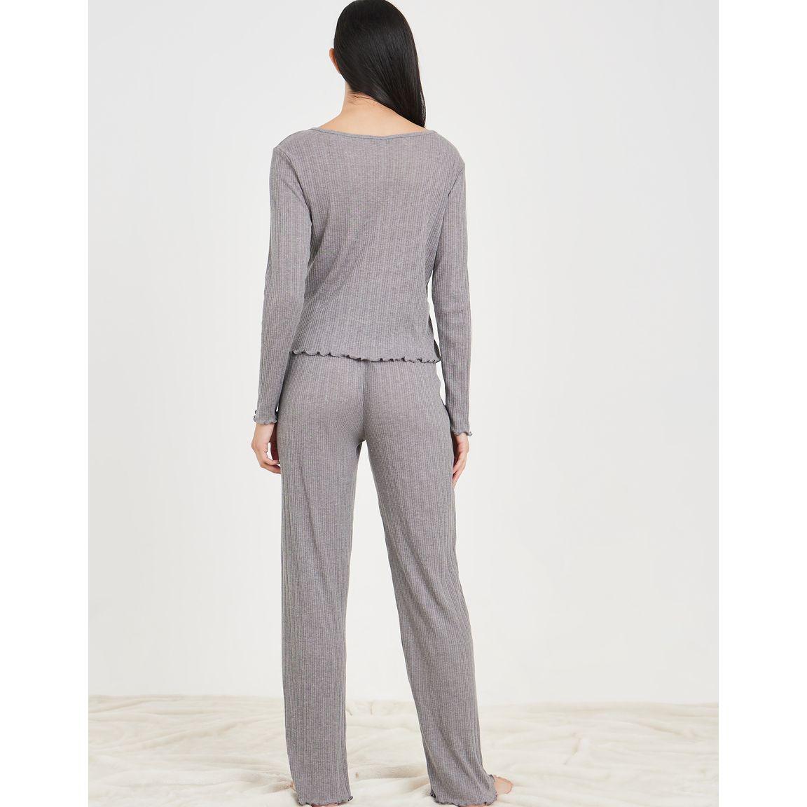 طقم بيجاما من تيشيرت باكمام طويلة وبنطال-women-clothing-nightwear-pyjamas-longsets-image-6