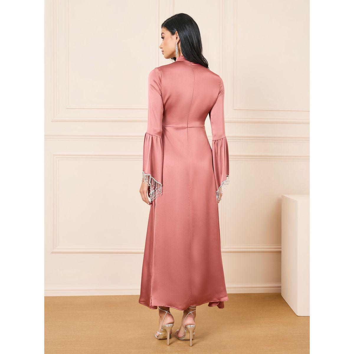 فستان ماكسي بأكمام جرس مزخرفة بأسلوب ساتان مزخرف-women-clothing-dresses-image-4