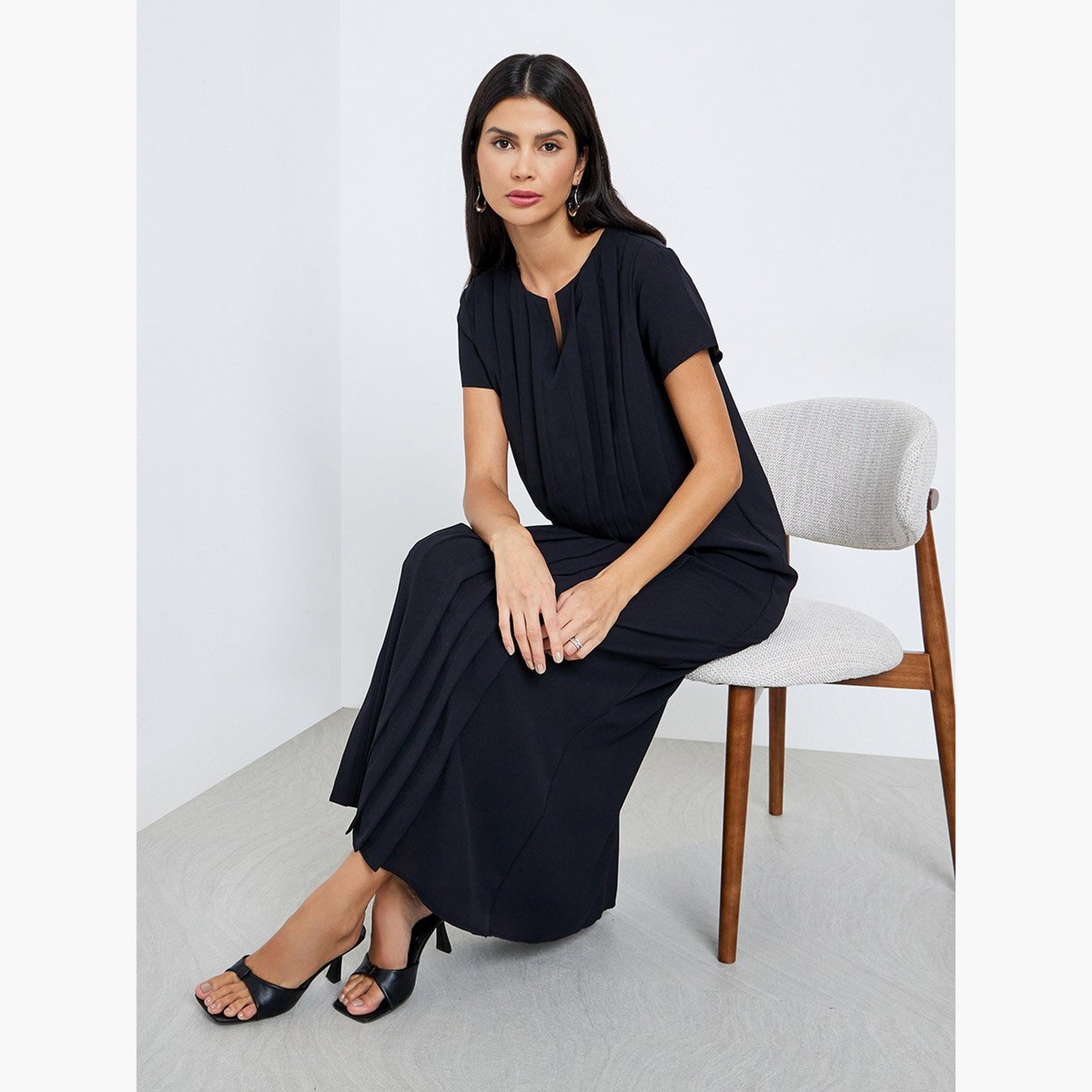 أميرة x ستايلي جلابية بتفاصيل كسرات وياقة بشق-women-arabicclothing-jalabiyas-image-2