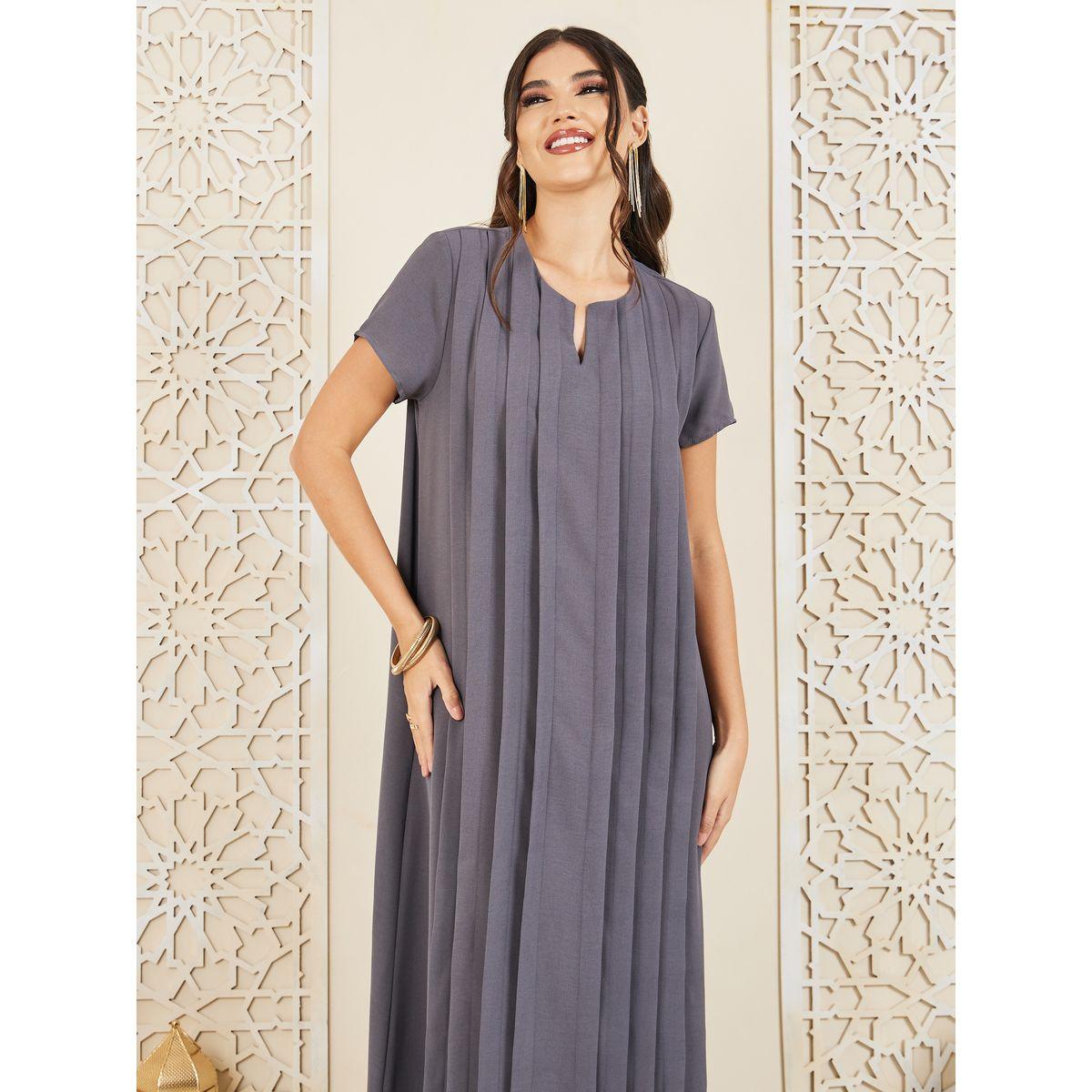 Amirah X Styli Box Pleats Short Sleeves A-Line Jalabiya-women-arabicclothing-jalabiyas-image-2
