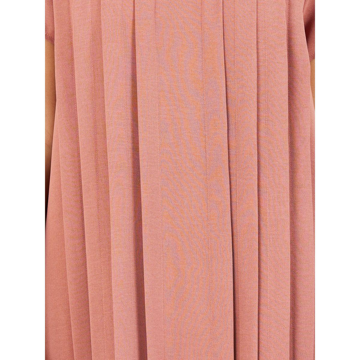 Amirah X Styli Box Pleats Short Sleeves A-Line Jalabiya-women-arabicclothing-jalabiyas-image-3