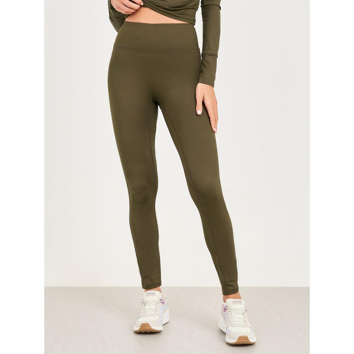 Styli Active High Neck Multi Panel Keyhole Back Long Sleeve Crop Top & Legging Set-women-clothing-sportswearandactivewear-trackpantsandtracksuits-image-4