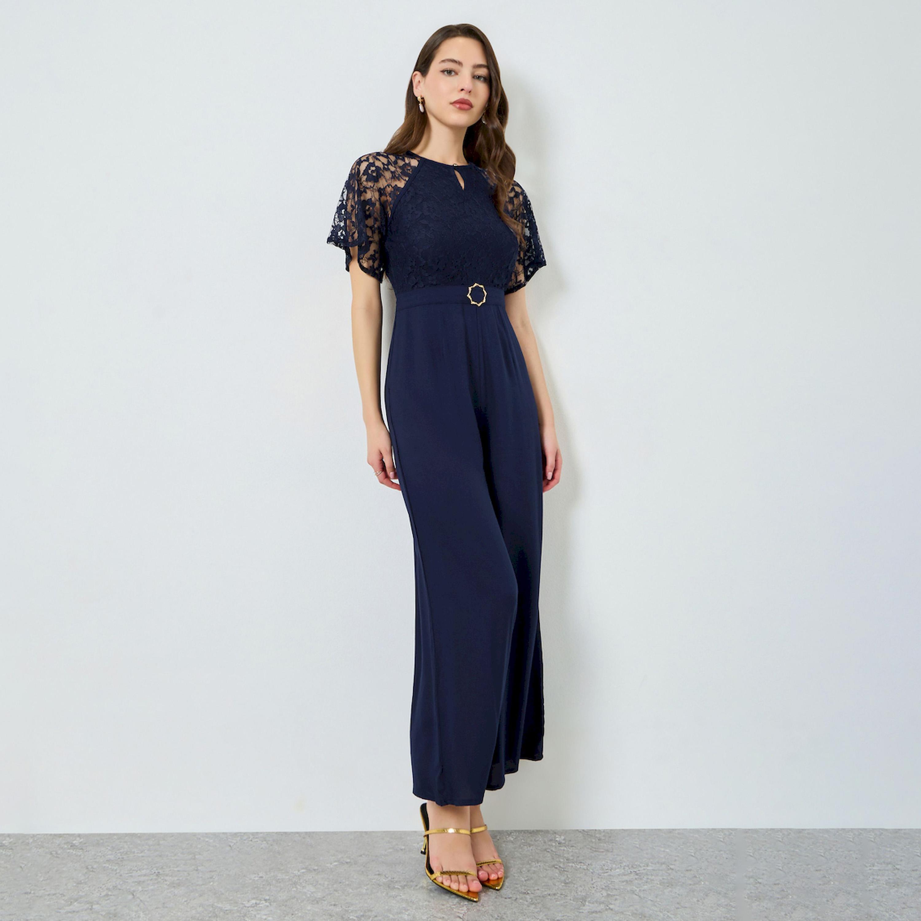جمبسوت بأرجل واسعة وتفاصيل دانتيل-women-clothing-jumpsuits-image-1