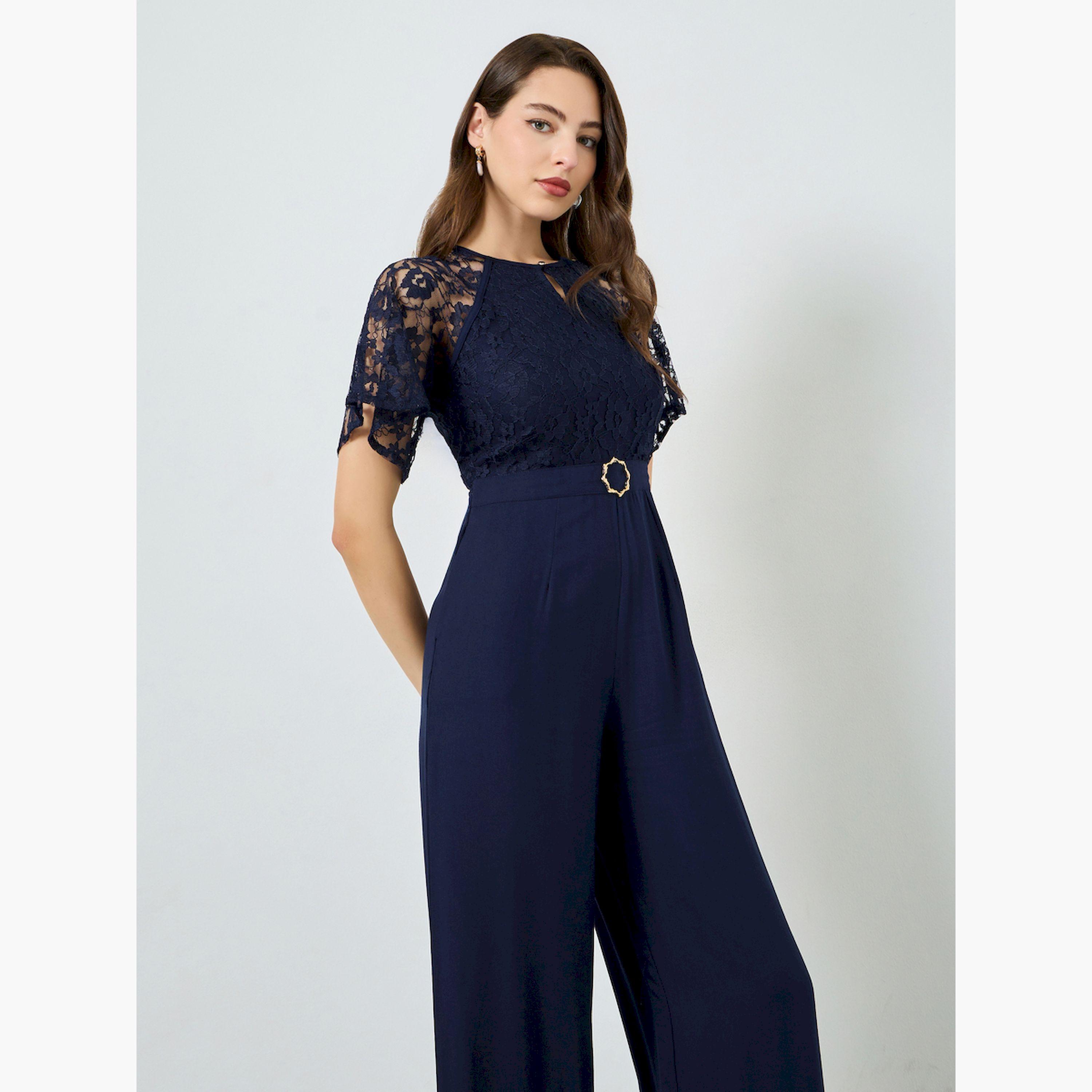جمبسوت بأرجل واسعة وتفاصيل دانتيل-women-clothing-jumpsuits-image-2
