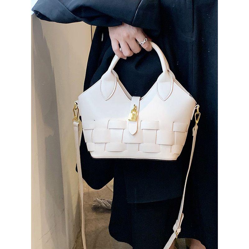 شنطة يد مضفرة بحمالة يد قابلة للفصل-women-bagsandwallets-handbags-image-1