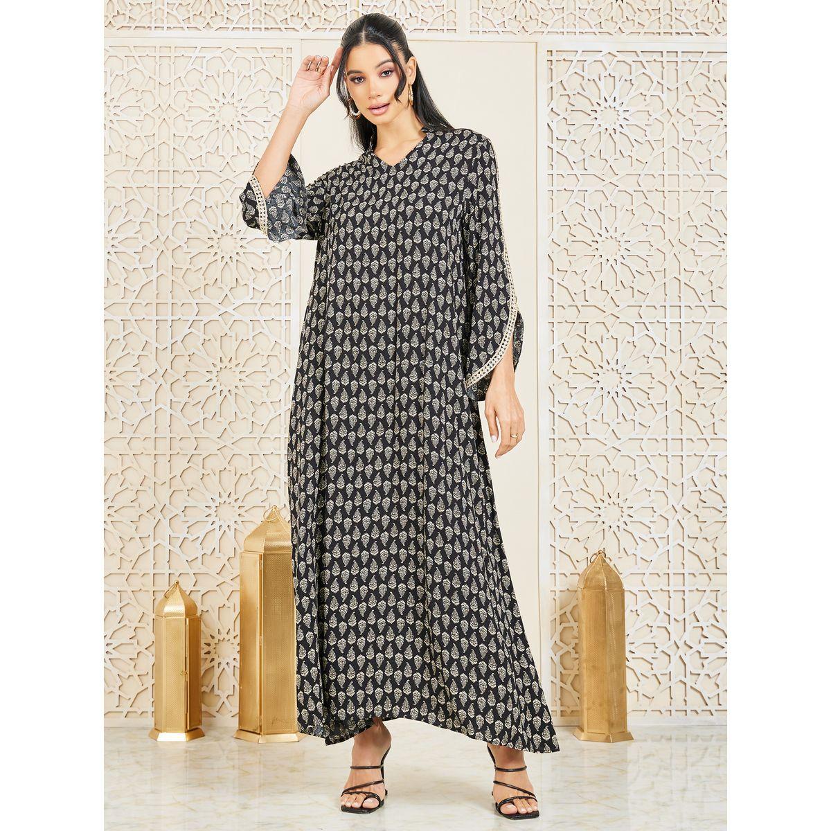 جلابية مطبعة بالكامل بتفاصيل دانتيل-women-arabicclothing-jalabiyas-image-1