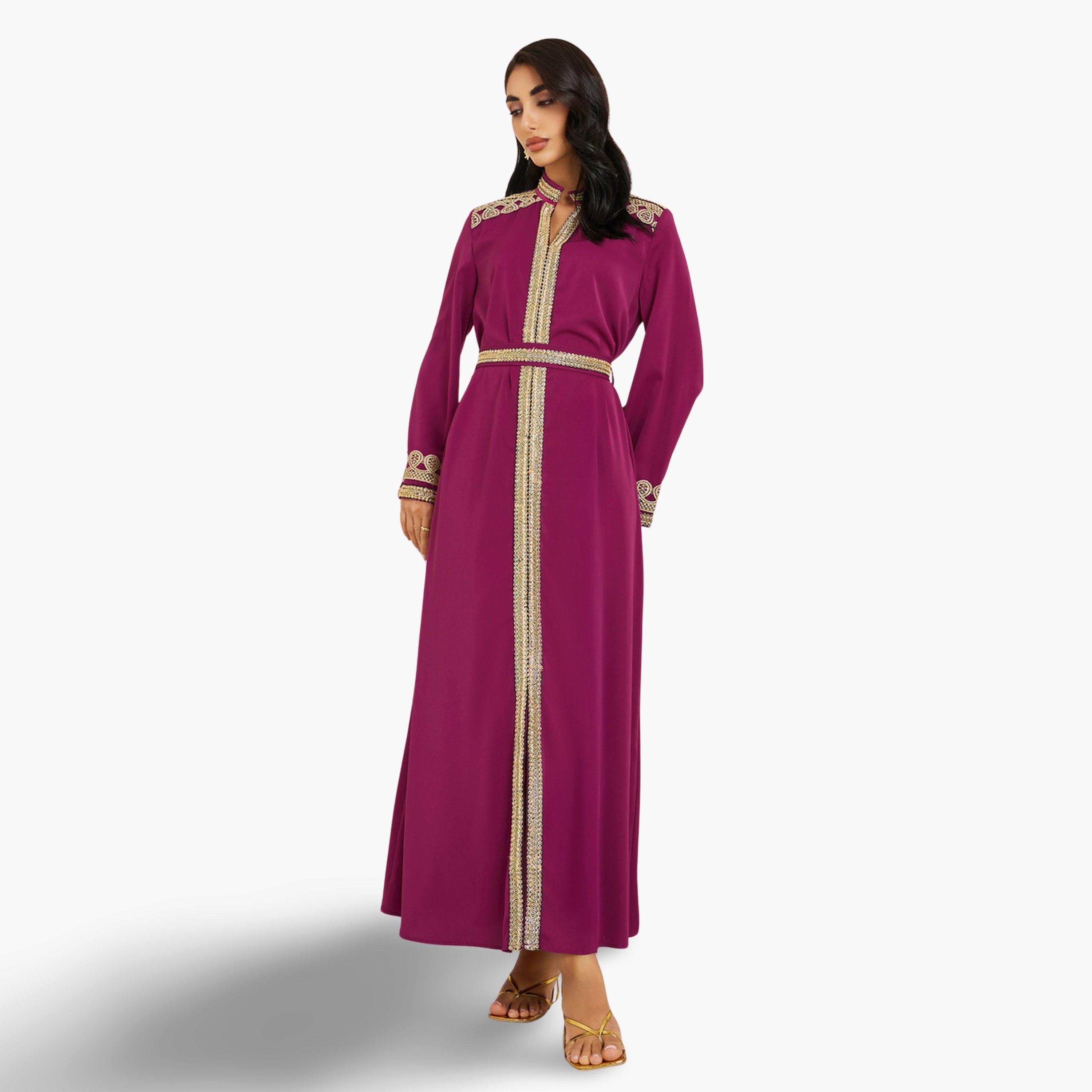 قفطان بتفاصيل مُطرزة ذهبية-women-arabicclothing-kaftan-image-1