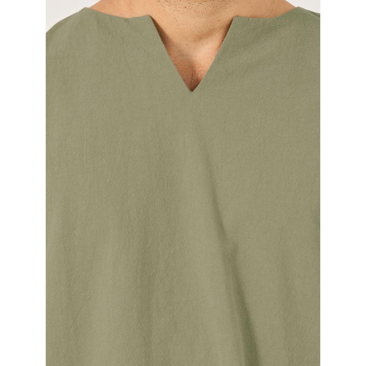 قميص منسوج بتفاصيل بارزة وياقة نوتش-men-clothing-shirts-image-3