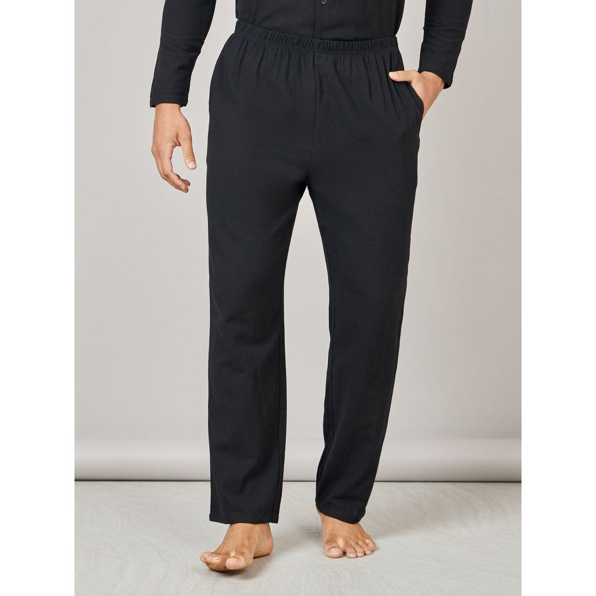 طقم من بنطال بيجاما مع بلوزة بياقة ريفير-men-clothing-nightwear-sets-image-4