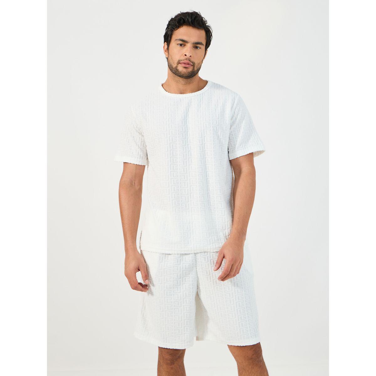 مجموعة من شورت وتيشيرت بأكمام قصيرة-men-clothing-nightwear-sets-image-2
