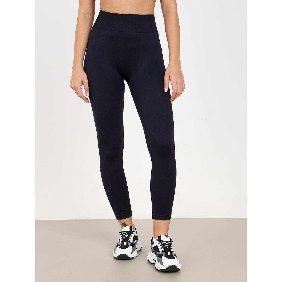 مجموعة من (ليقنز + صدرية )-sports-women-clothing-trackpantsandtracksuits-image-4