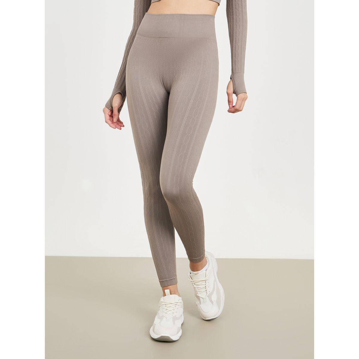Styli Active Textured High Neck Contrast Stitch Thumbhole Crop Top and Legging Set-women-clothing-sportswearandactivewear-trackpantsandtracksuits-image-5