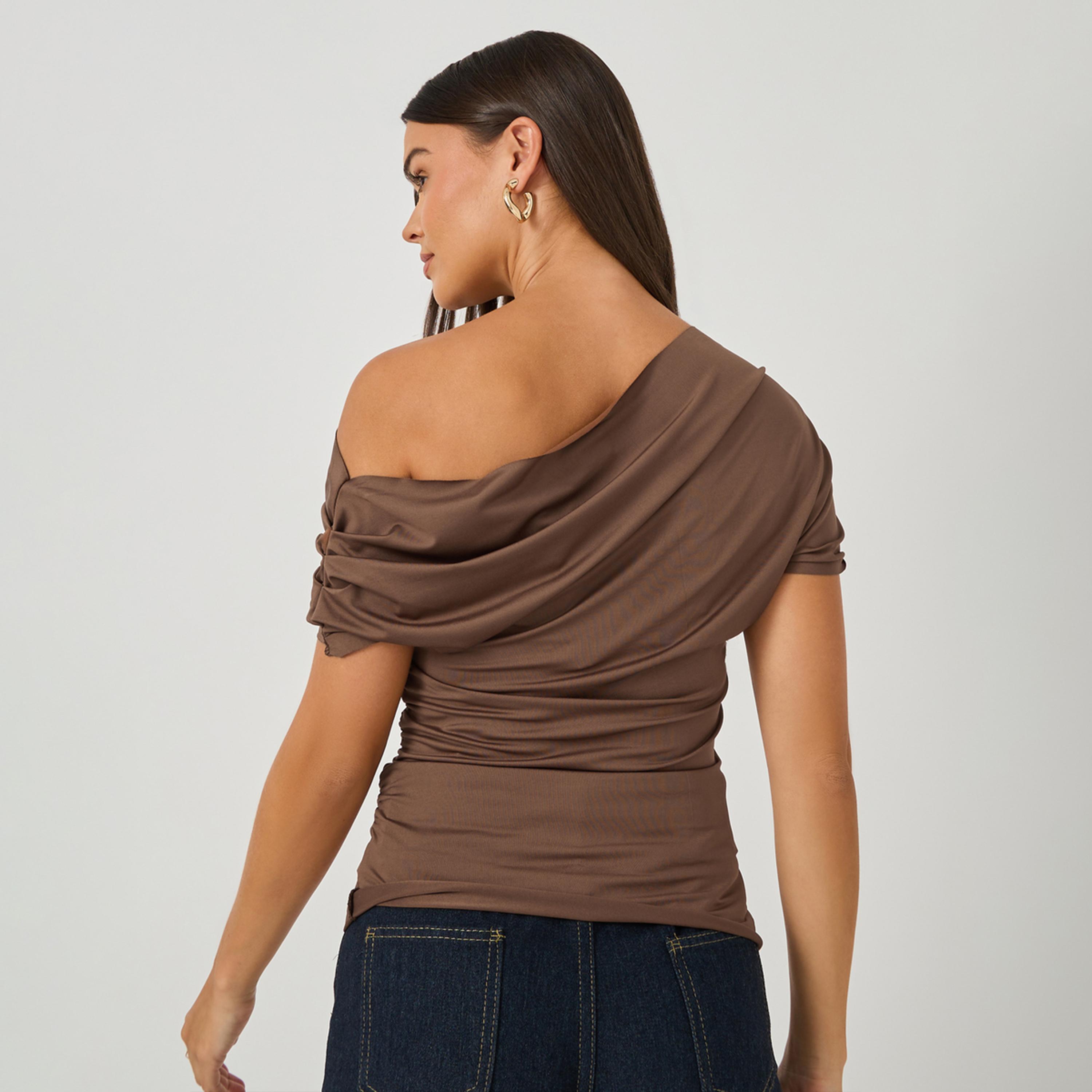 ستايلي - بلوزة محبوكة بأكمام قصيرة ورقبة غير متماثلة-women-clothing-tshirts-image-4