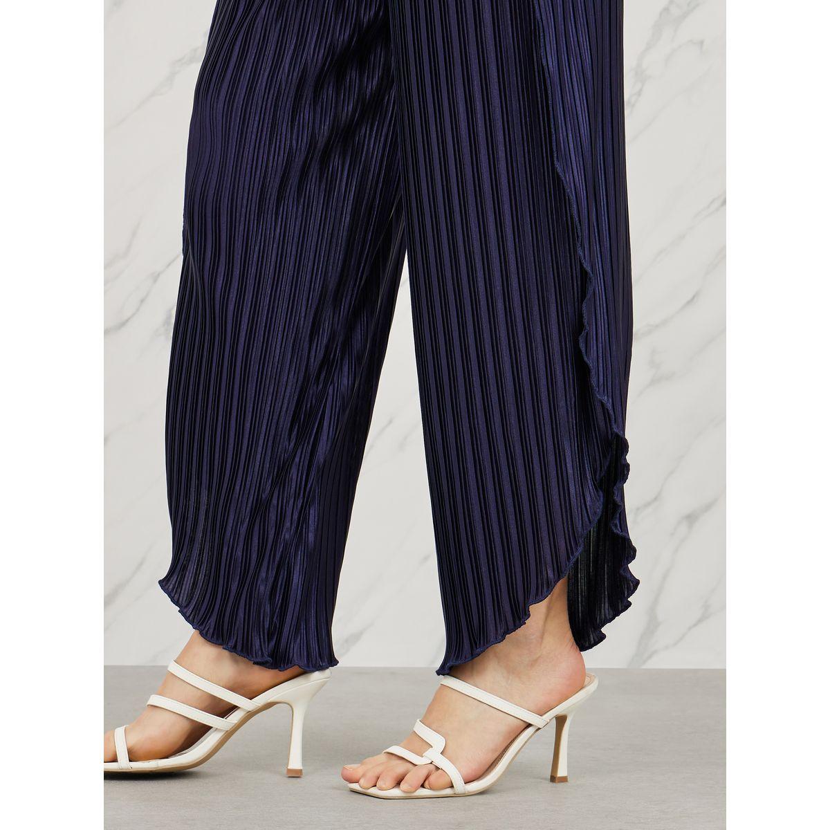 Styli Plisse Asymmetric Hem Relaxed Pant-women-clothing-bottoms-trousers-image-3