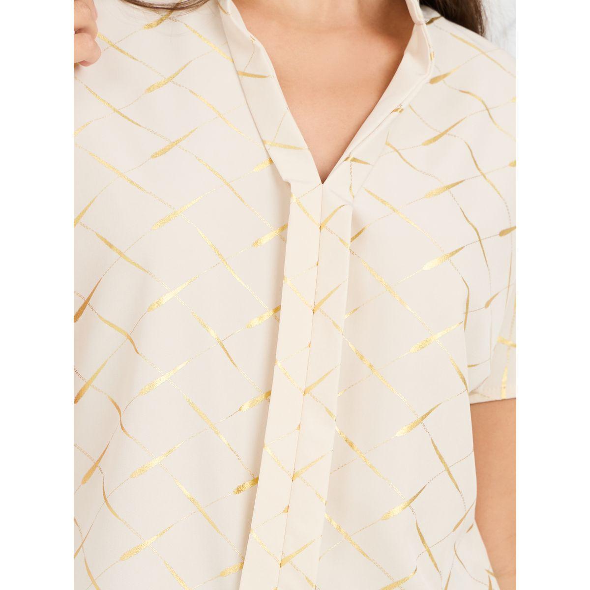 بلوزة بطبعة فويل وياقة مدببة-women-clothing-shirtsandblouses-blouses-image-4