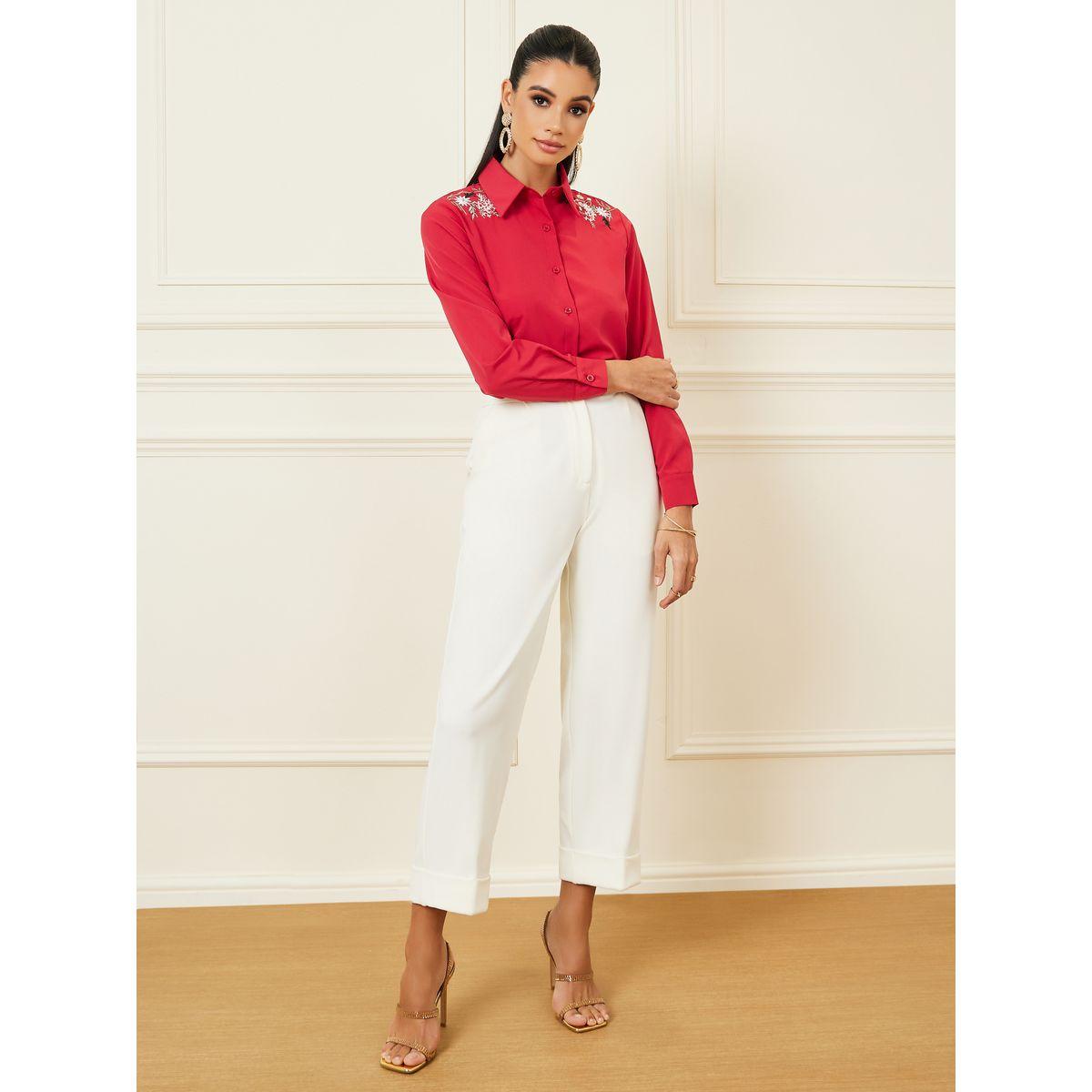 بلوزة بتفاصيل مُطرّزة وأزرار غلق-women-clothing-shirtsandblouses-shirts-image-3