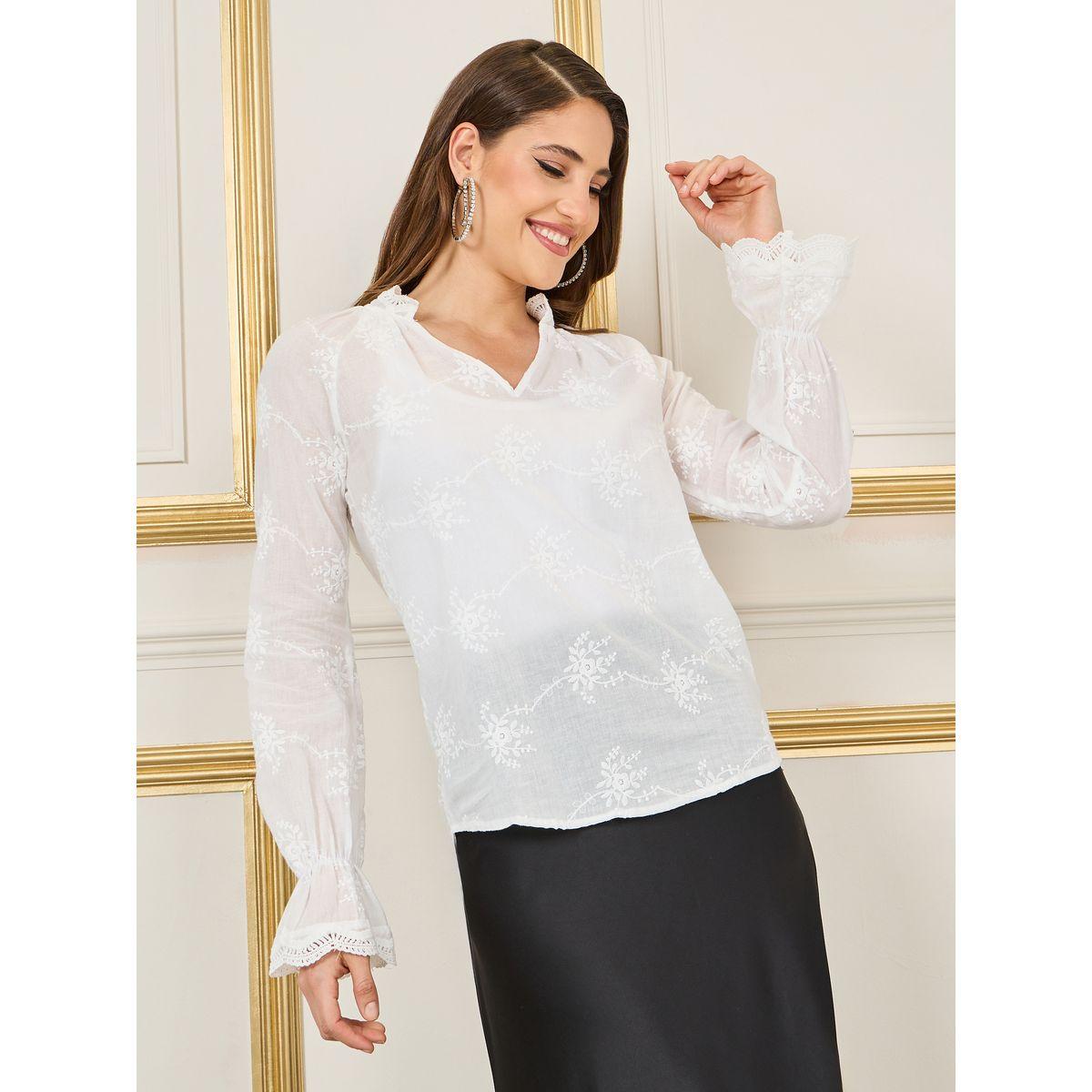 بلوزة باكمام طويلة بنمط مكبل مع بتفاصيل مُطرّزة-women-clothing-shirtsandblouses-blouses-image-1