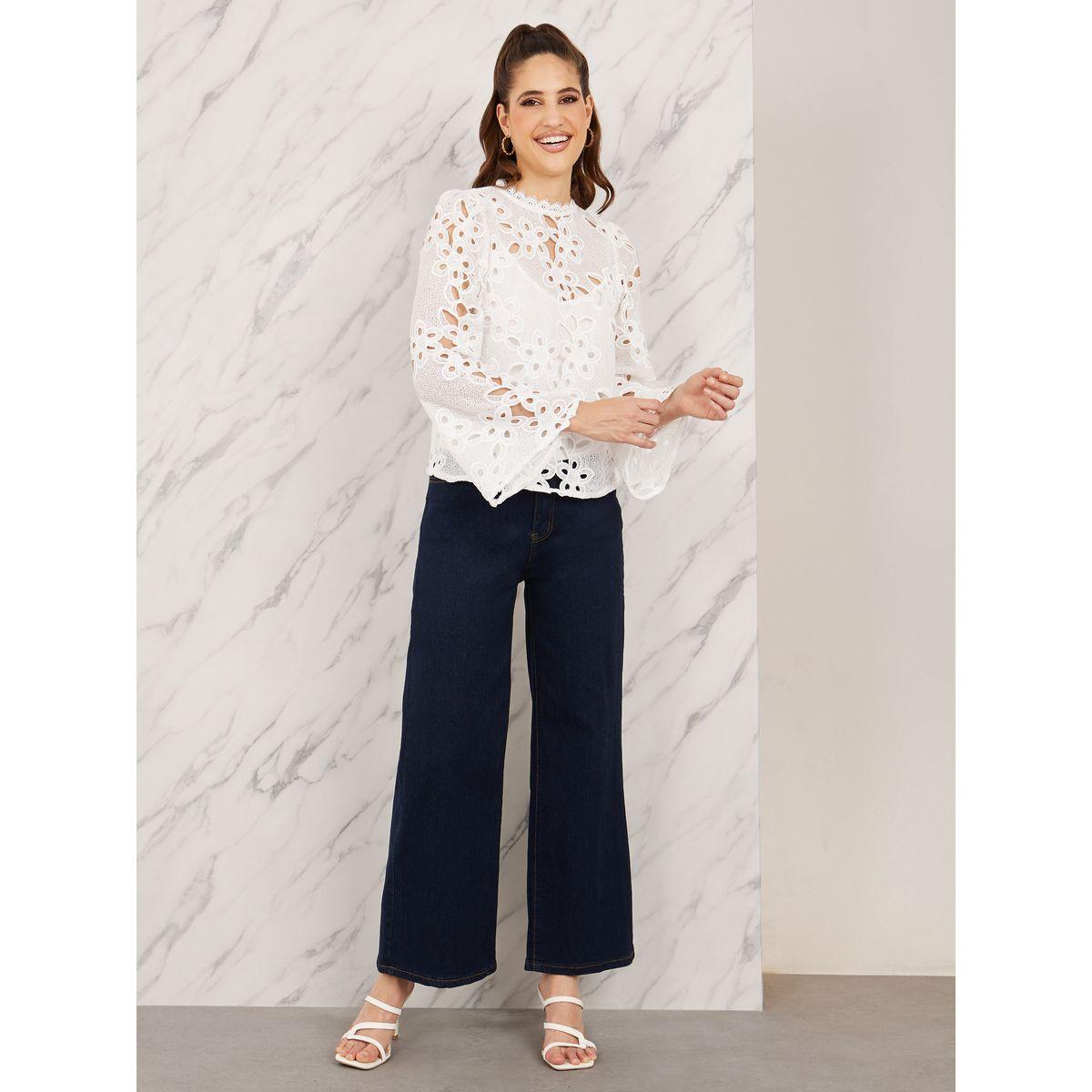 بلوزة بياقة دائرية وتفاصيل كروشيه-women-clothing-shirtsandblouses-blouses-image-2