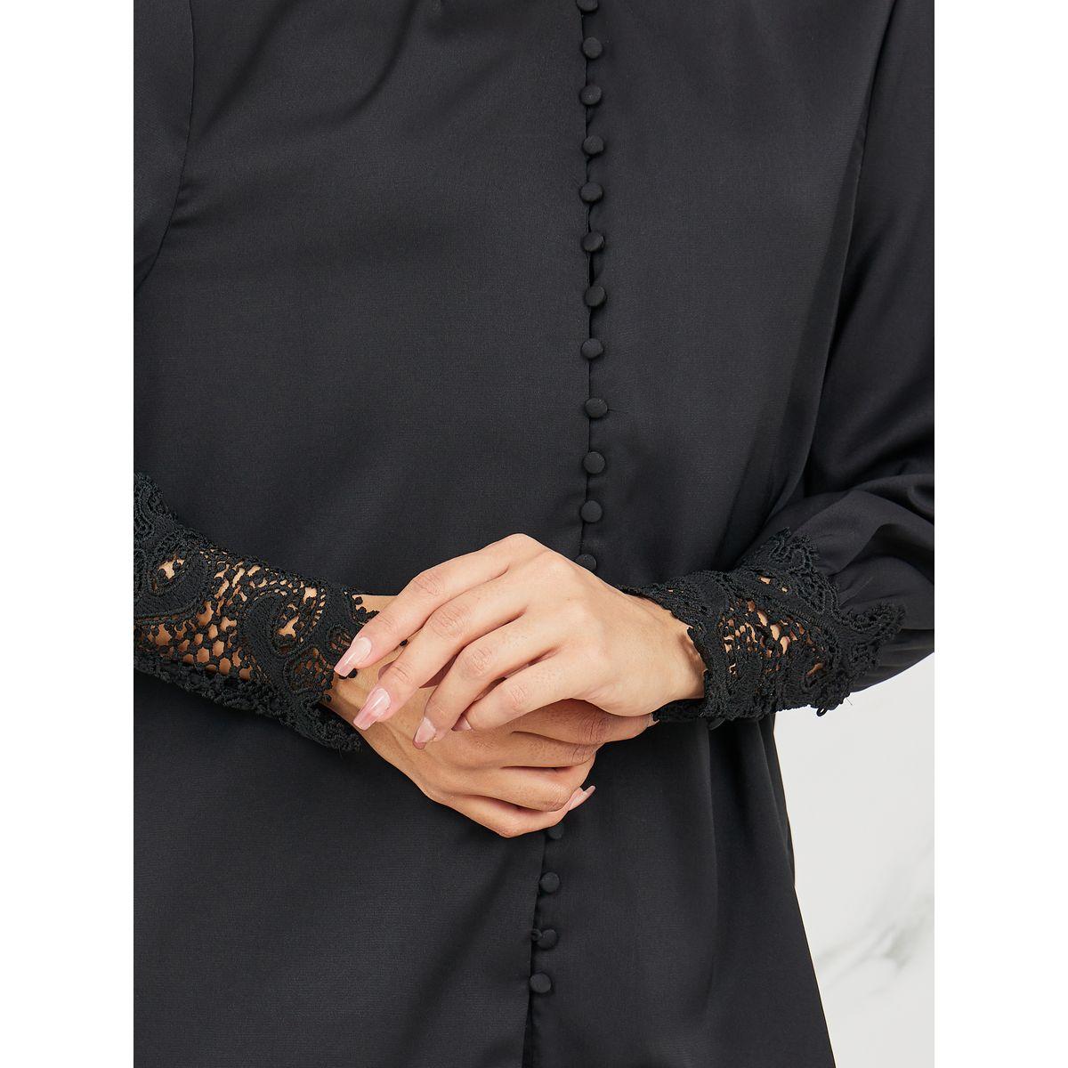 بلوزة بتفاصيل دانتيل مع أزرار-women-clothing-shirtsandblouses-blouses-image-4