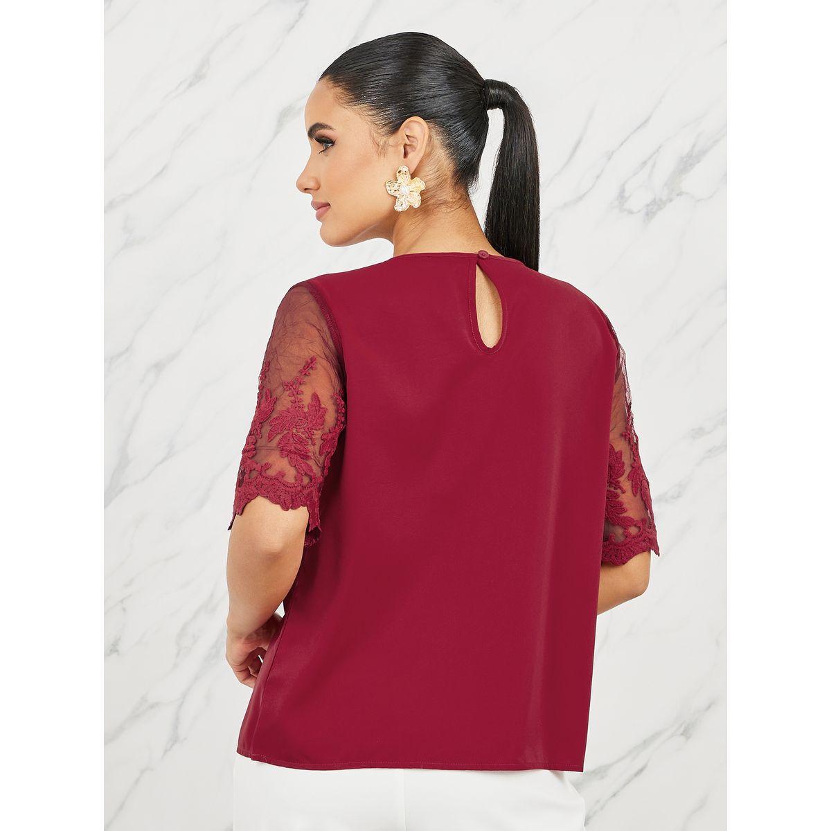 بلوزة باكمام شبك مع ياقة دائرية-women-clothing-shirtsandblouses-blouses-image-4