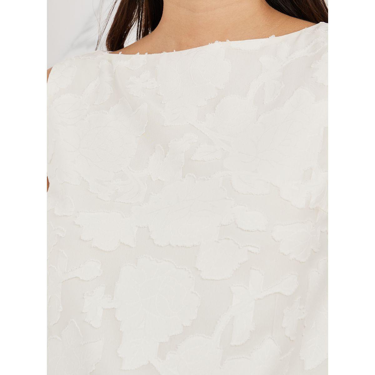 بلوزة بتفاصيل زهور وياقة بنمط قارب-women-clothing-shirtsandblouses-blouses-image-3