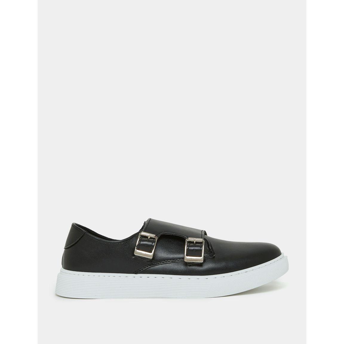 حذاء كاجوال مزين بإبزيم إغلاق-men-shoes-loafersandmoccasins-image-1