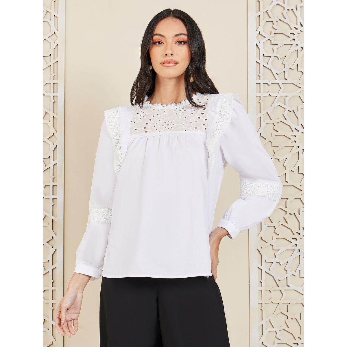 بلوزة بياقة دائرية وتفاصيل دانتيل-women-clothing-shirtsandblouses-blouses-image-3