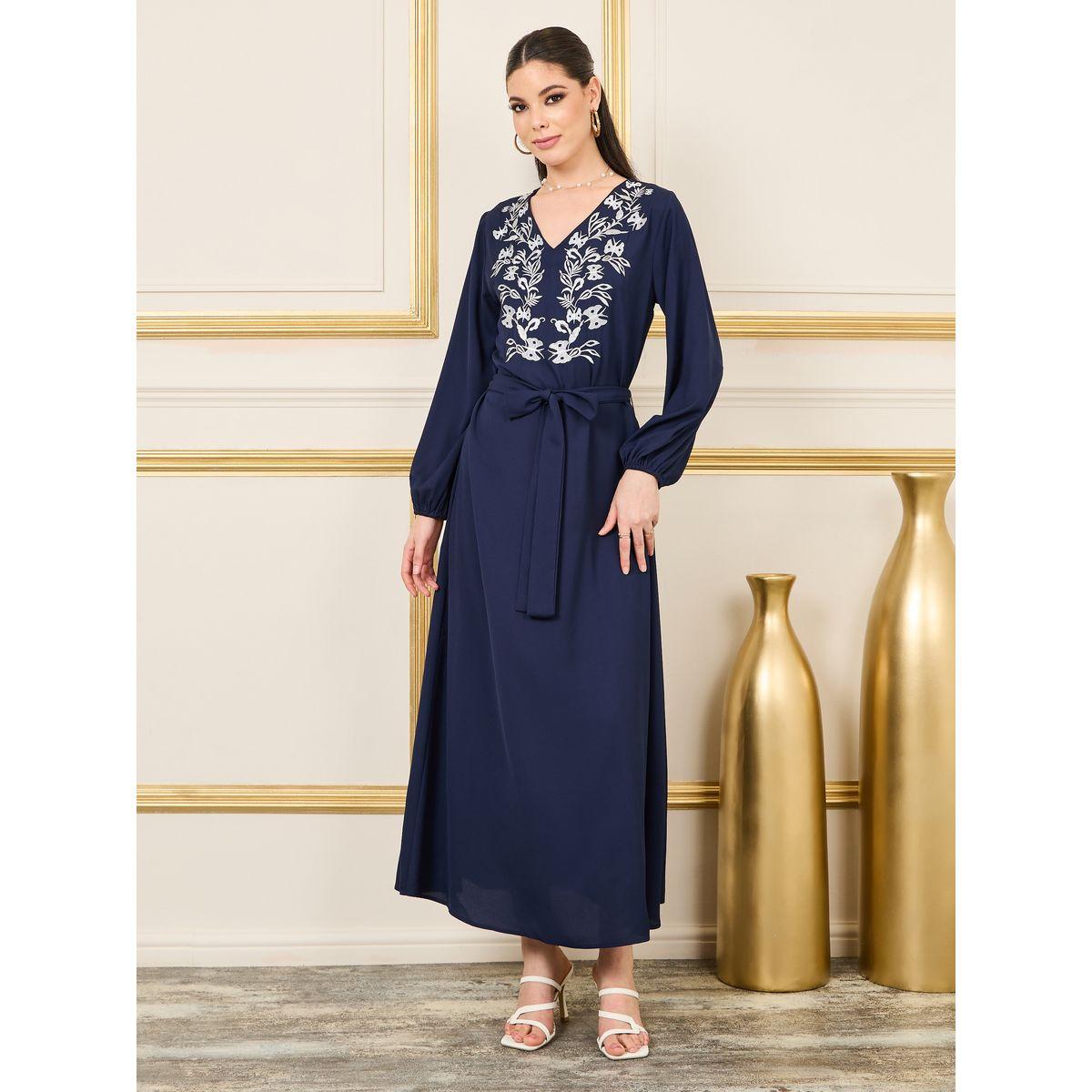 جلابية بتفاصيل مُطرّزة مع رباط خصر-women-arabicclothing-jalabiyas-image-1