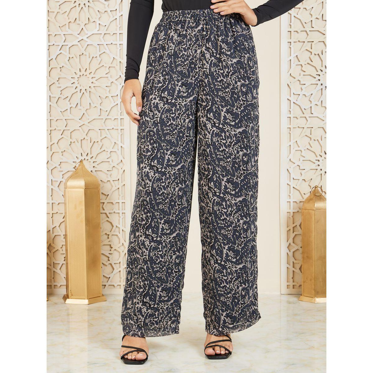 Styli Paisley AOP Abaya, Inner Top and Wide Leg Pant Set-women-arabicclothing-abayas-image-5