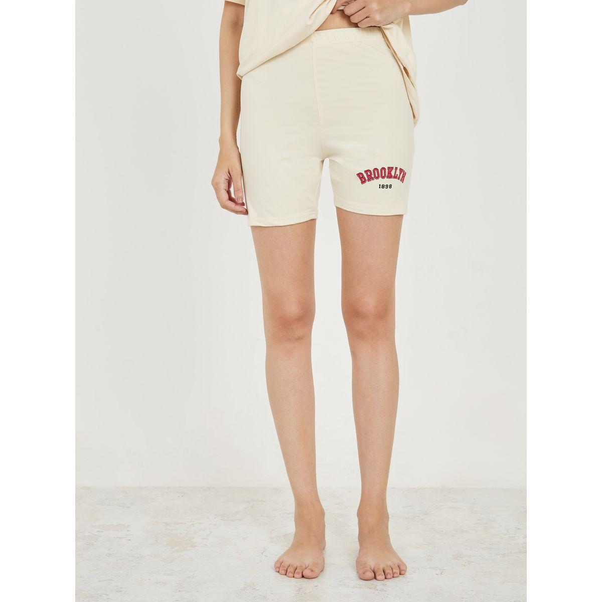 مجموعة من بنطال وتيشيرت بطبعة كتابة-women-clothing-coordsets-image-5