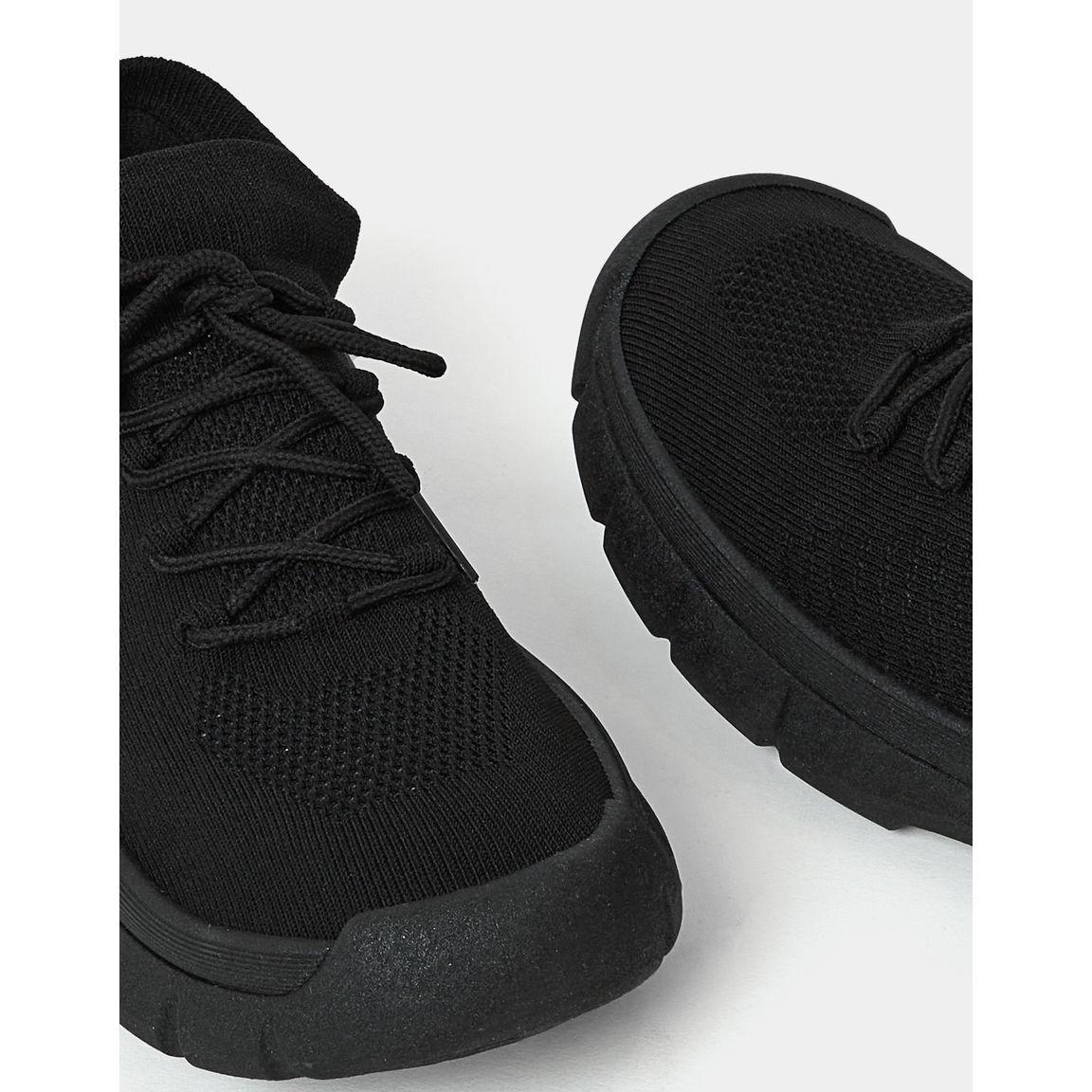 حذاء سنيكرز بتفاصيل بارزة الملمس-men-shoes-sneakers-image-3