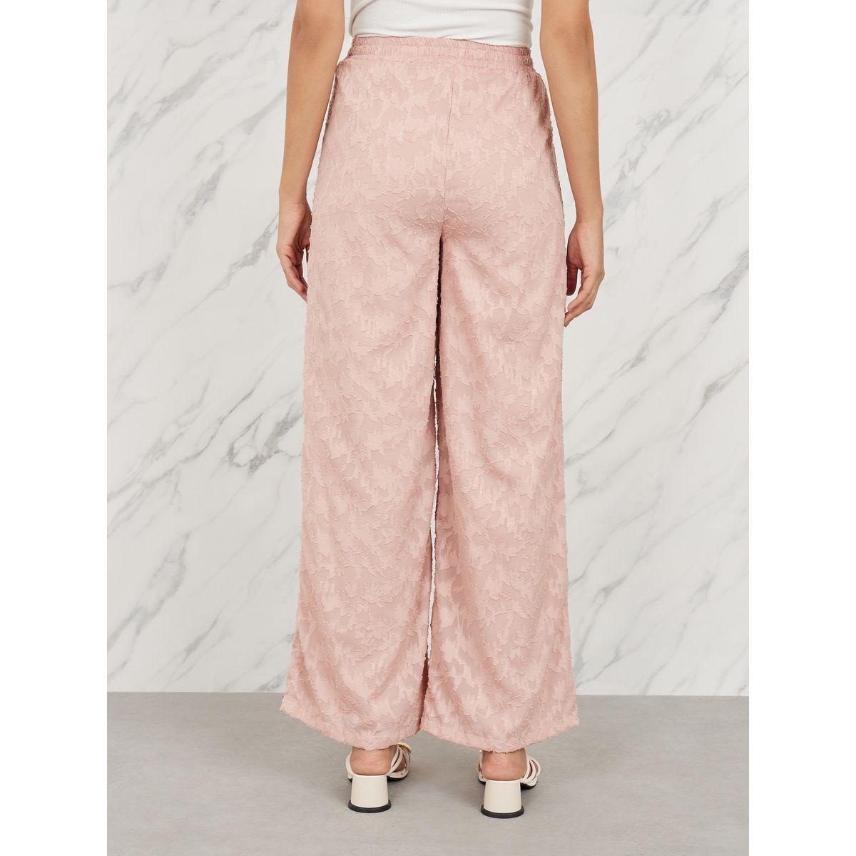 بنطال بارجل واسعة وتفاصيل بارزة الملمس-women-clothing-bottoms-trousers-image-4