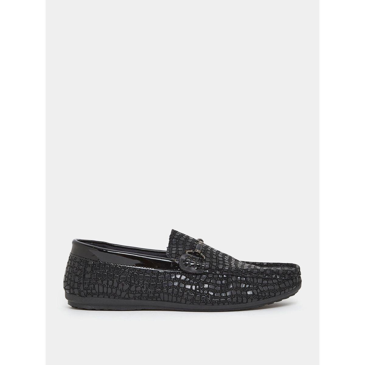 حذاء لوفرز فلات بتفاصيل بارزة الملمس-men-shoes-formalshoes-image-1