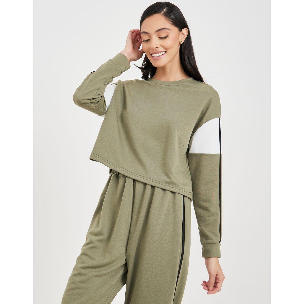 Styli Unwind Double Side Stripe Colorblock Sleeve Top & Jogger Lounge Set-women-clothing-coordsets-image-2