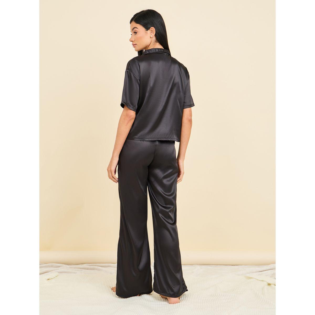 طقم من بنطال بيجاما مع بلوزة بوكسي ساتان-women-clothing-nightwear-pyjamas-longsets-image-5