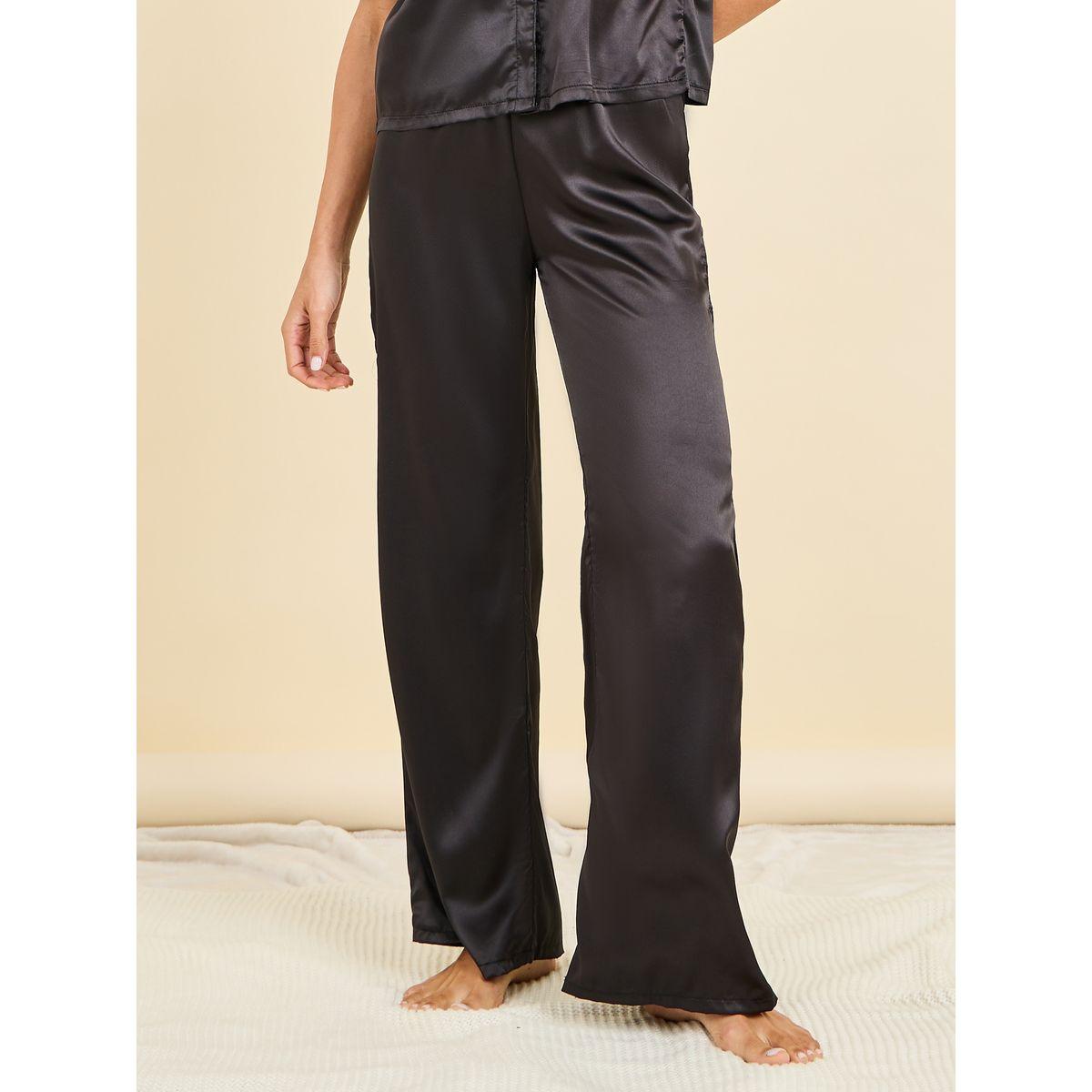 طقم من بنطال بيجاما مع بلوزة بوكسي ساتان-women-clothing-nightwear-pyjamas-longsets-image-6