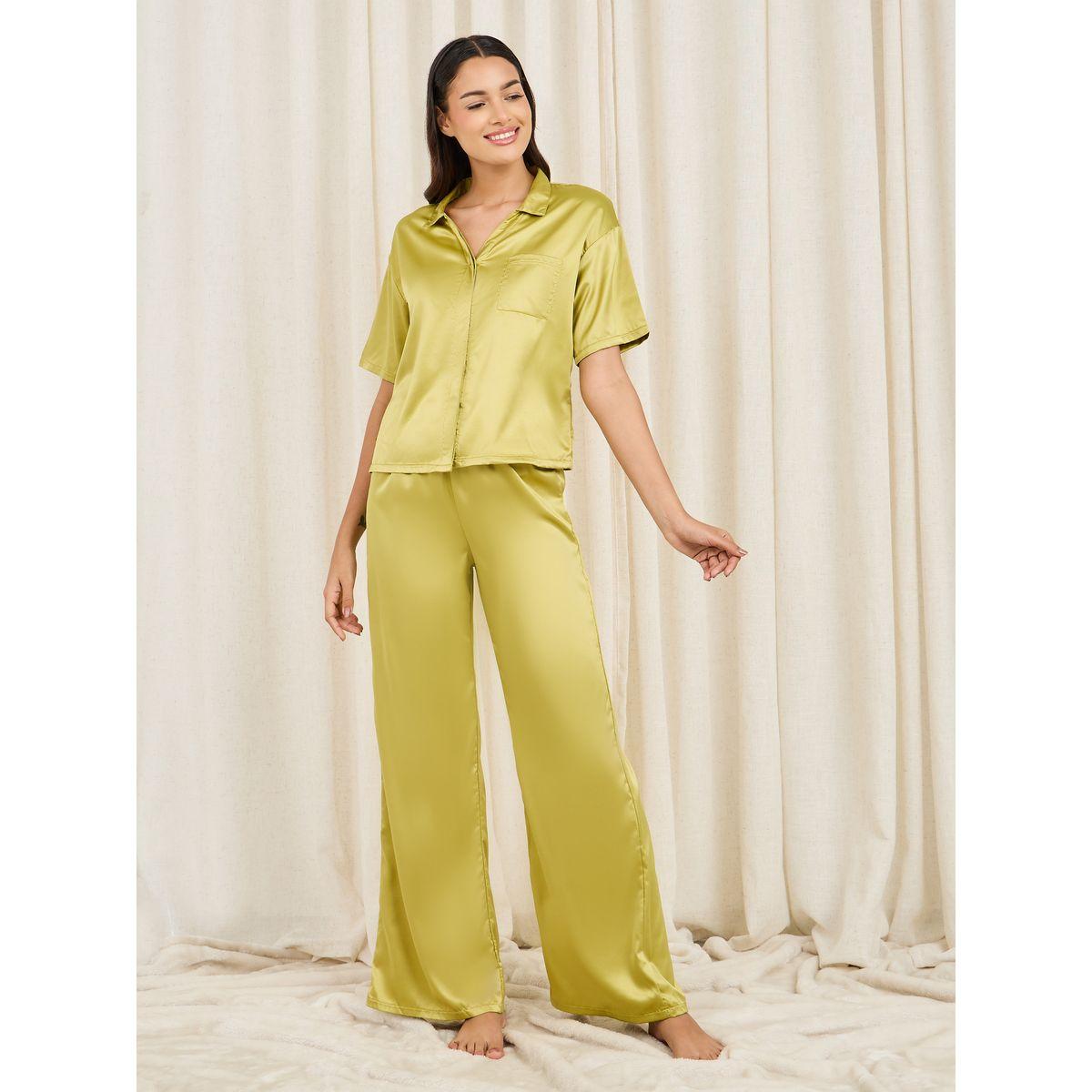 طقم من بنطال بيجاما وبلوزة ساتان بوكسي-women-clothing-nightwear-pyjamas-longsets-image-2