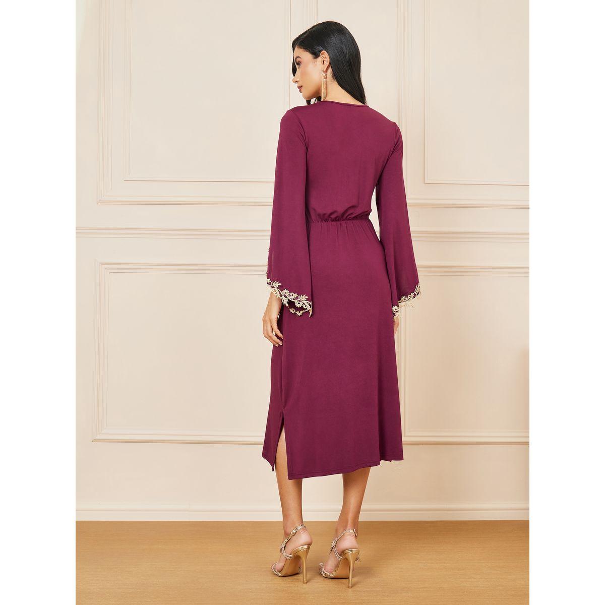 فستان ميدي بتفاصيل مُطرّزة ودانتيل-women-clothing-dresses-image-4