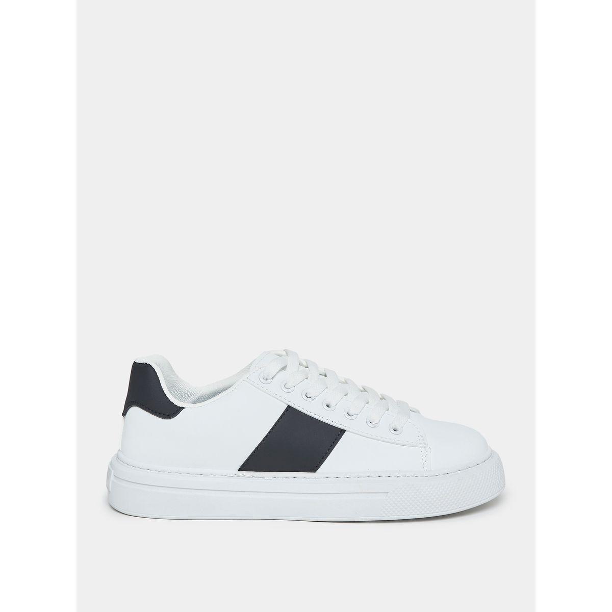 حذاء سنيكرز بنمط كتل الالوان-men-shoes-sneakers-image-1