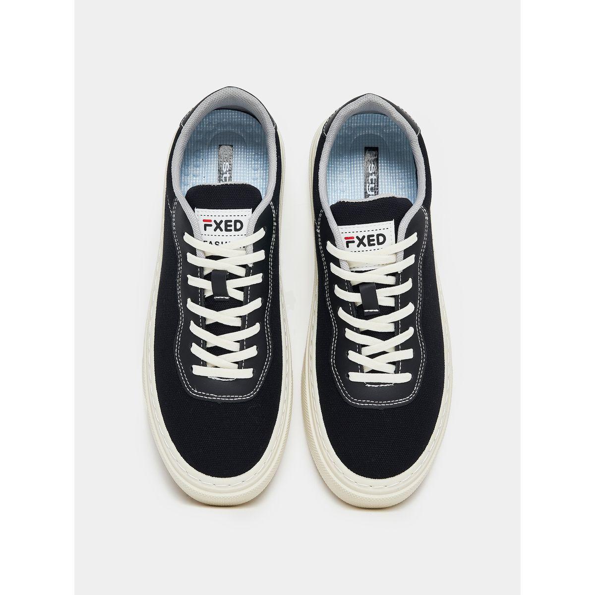 Styli Low Top Canvas Lace Up Sneakers-men-shoes-sneakers-image-4