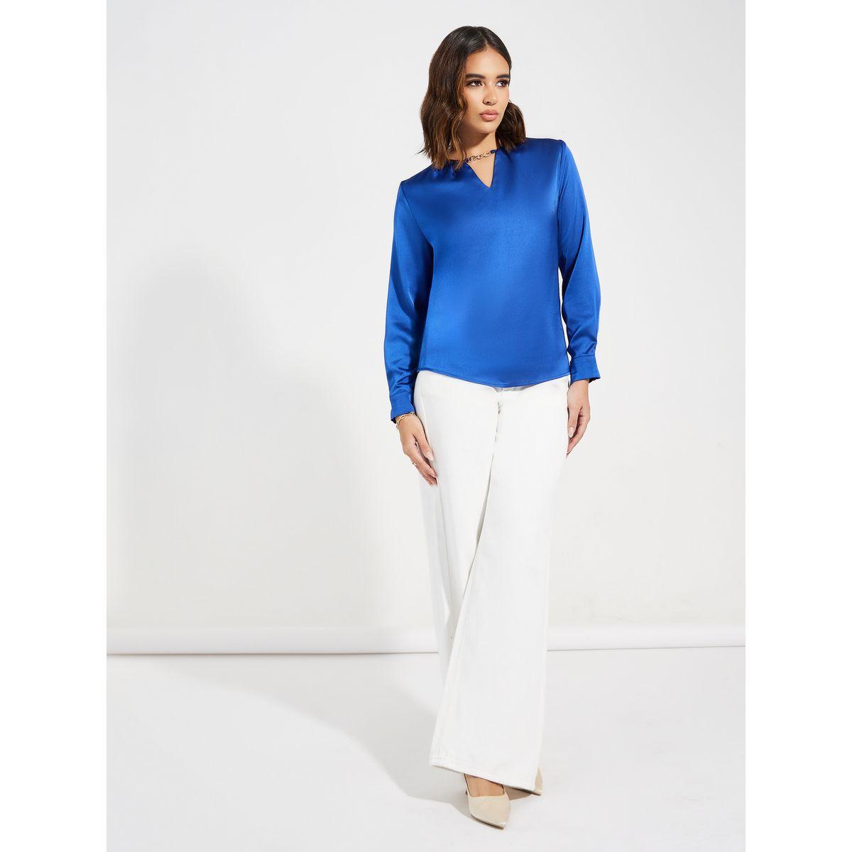 بلوزة ساتان مع ياقة بشق ومزينة بسلسلة-women-clothing-shirtsandblouses-blouses-image-2