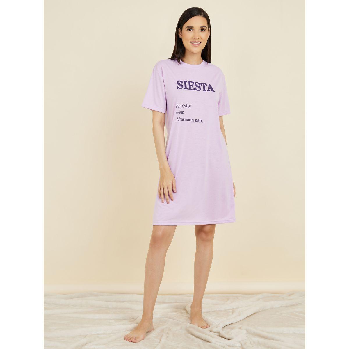 قميص نوم باكتاف منخفضة وتفاصيل مُطرّزة-women-clothing-nightwear-nighties-image-2