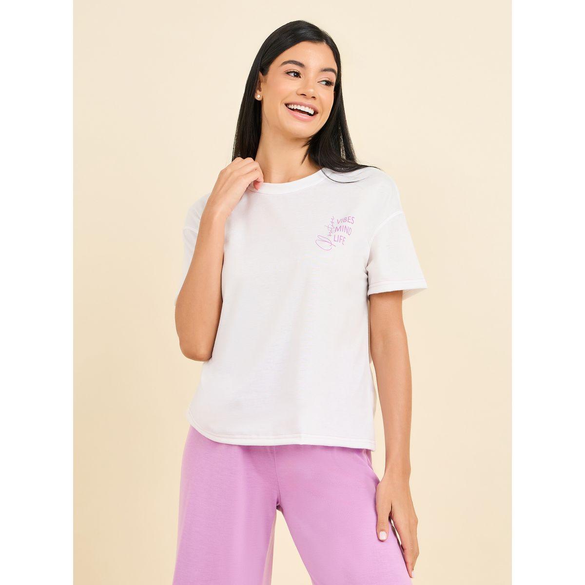 طقم من بنطال بيجاما وتيشيرت مطبع بكتابة-women-clothing-nightwear-pyjamas-longsets-image-2
