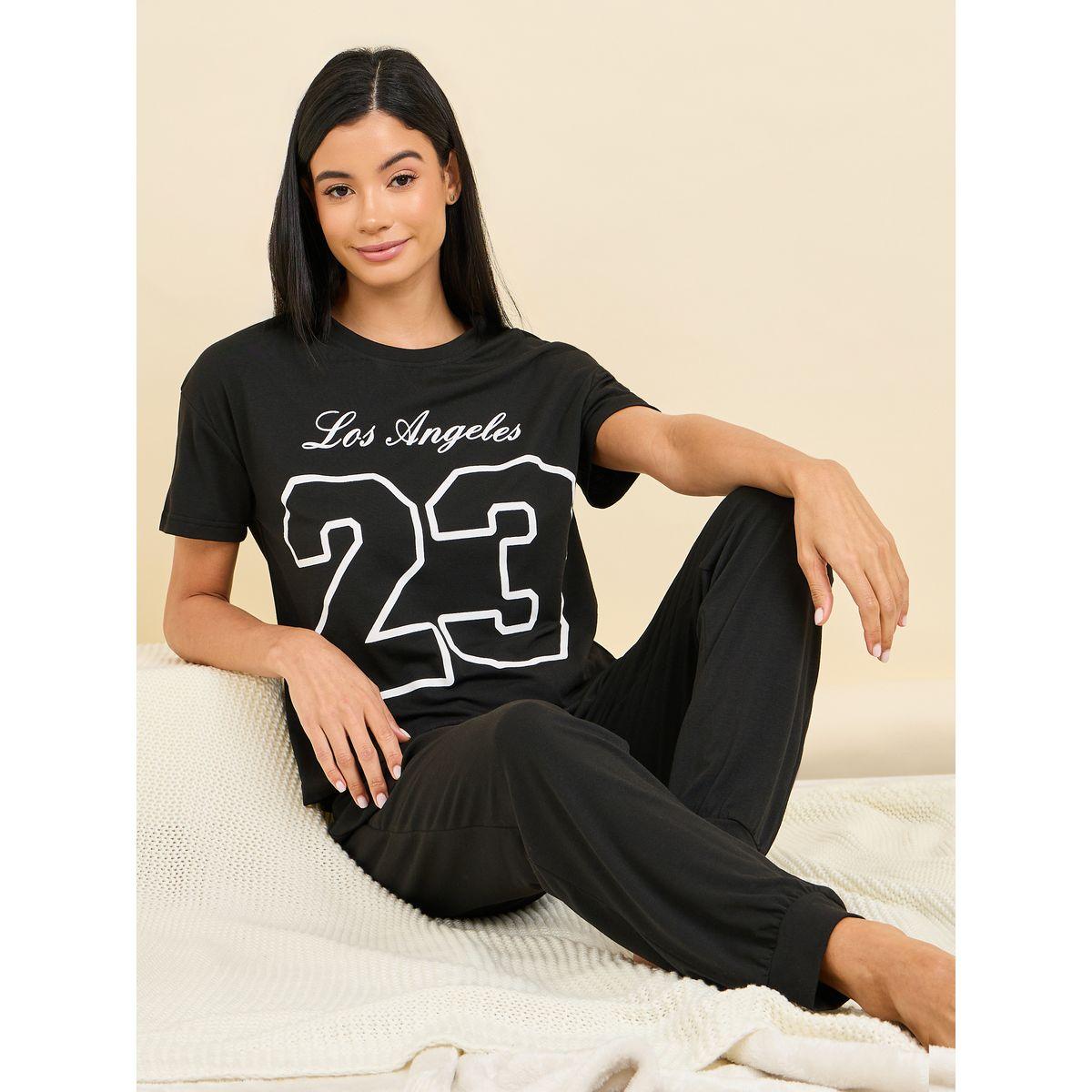 بنطال بيجاما مع تيشيرت بطبعة جرافيك-women-clothing-nightwear-pyjamas-longsets-image-1