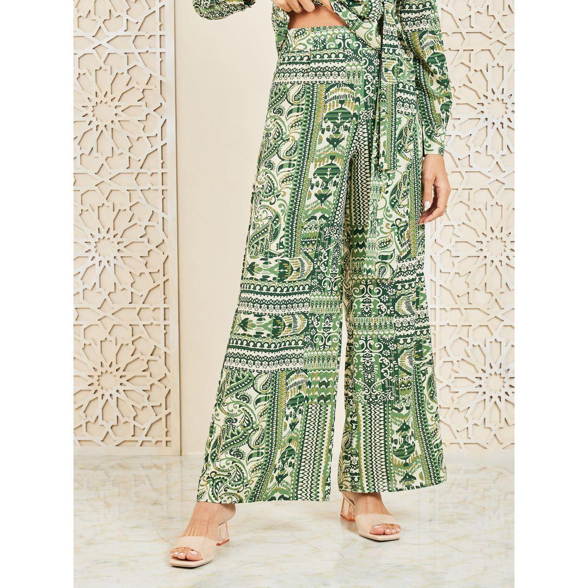 مجموعة من بنطال واسع مع بلوزة بنمط لف-women-clothing-coordsets-image-4