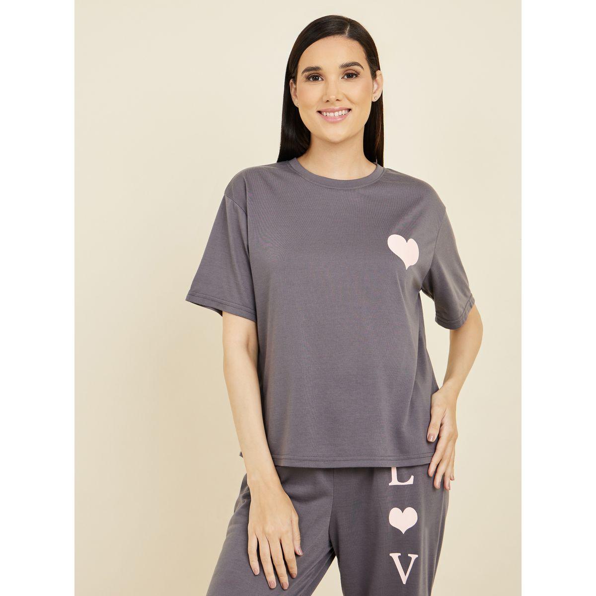 Styli Unwind Heart Graphic T-Shirt & Pyjama Set-women-clothing-nightwear-pyjamas-longsets-image-3