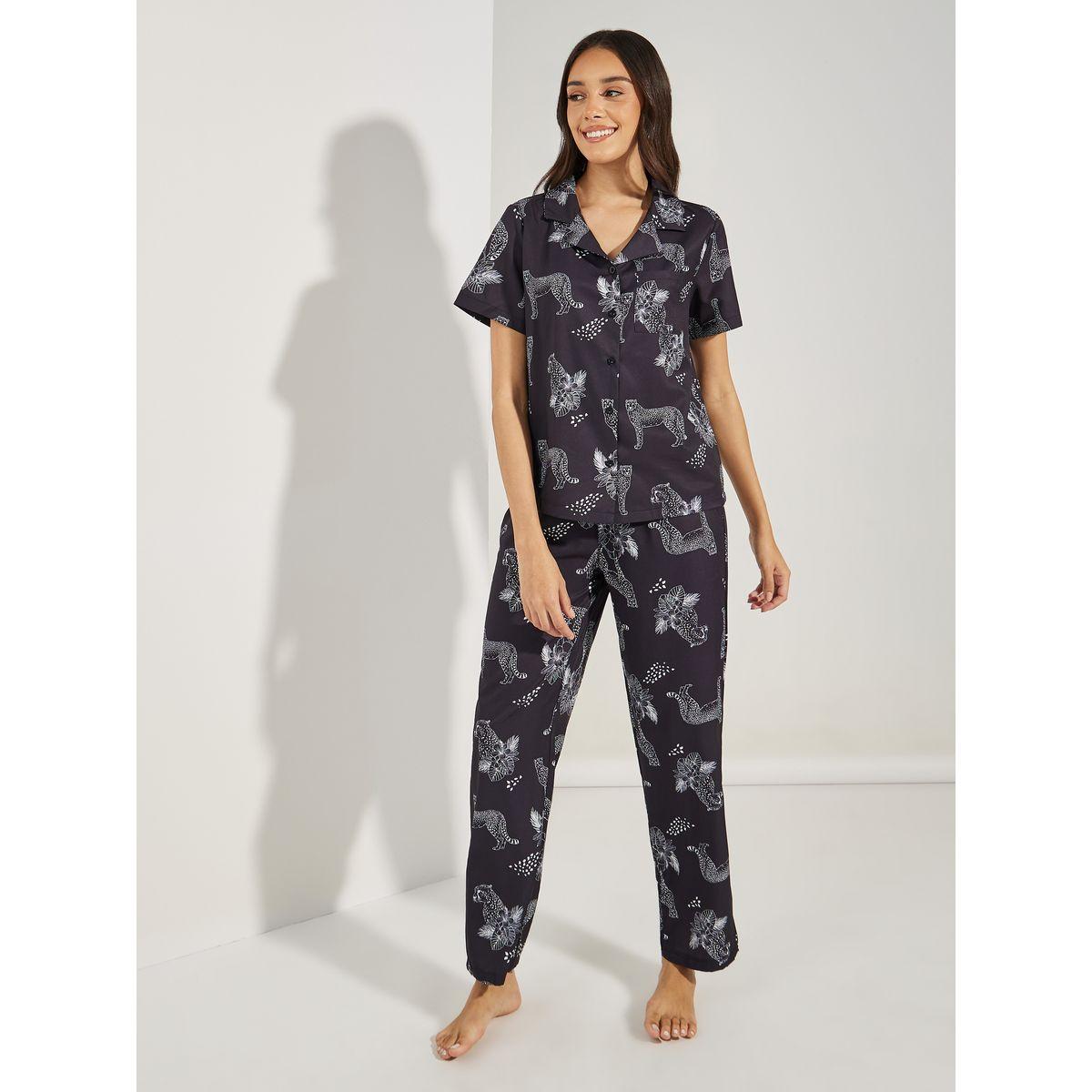 طقم من بنطال بيجاما مع بلوزة بطبعة نمر جاكوار-women-clothing-nightwear-pyjamas-longsets-image-2